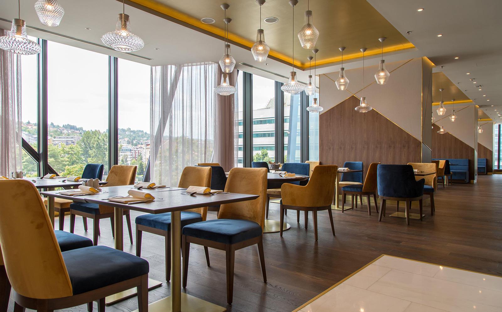 Swissotel Сараєво Екстер'єр фото The restaurant