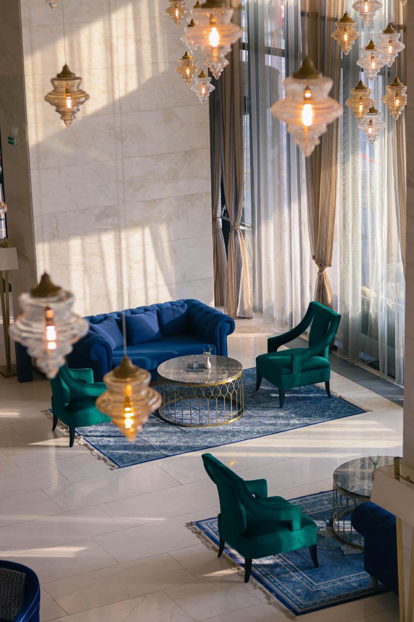 Swissotel Сараєво Екстер'єр фото The lobby of the hotel