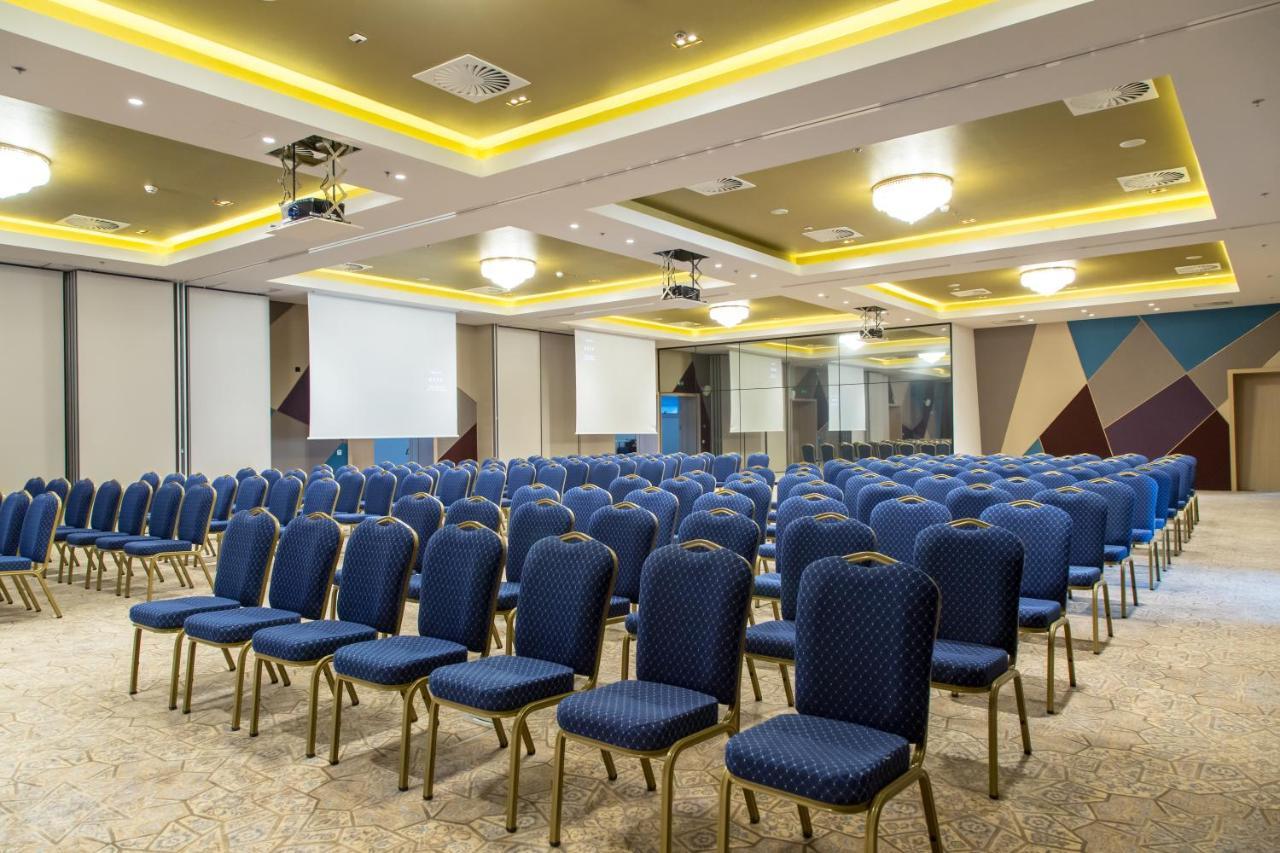 Swissotel Сараєво Екстер'єр фото The Grand Ballroom