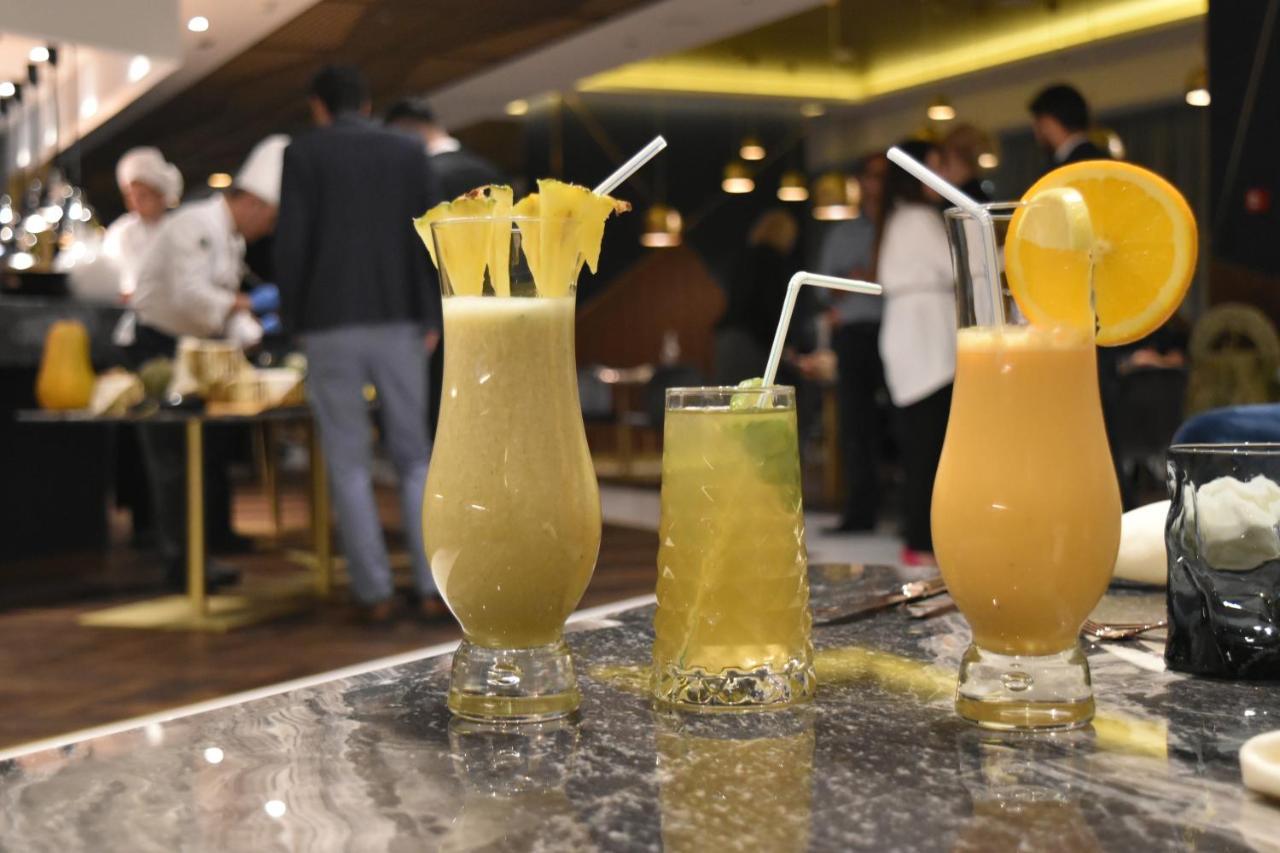 Swissotel Сараєво Екстер'єр фото Juices